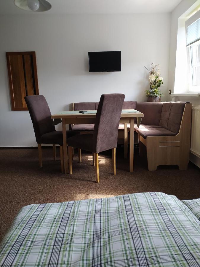 Hotel U Tomicku Paseky nad Jizerou Zewnętrze zdjęcie